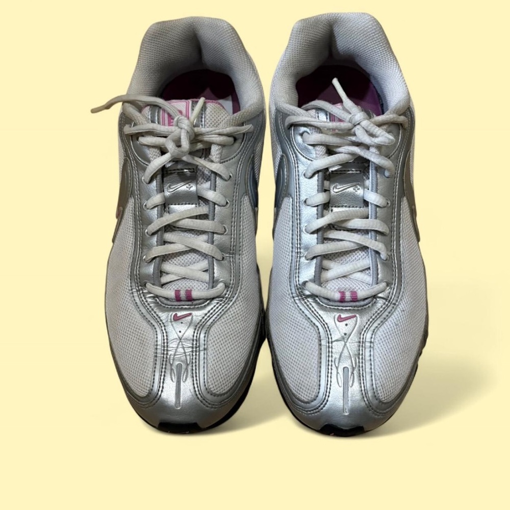 Vintage nike shox shoes